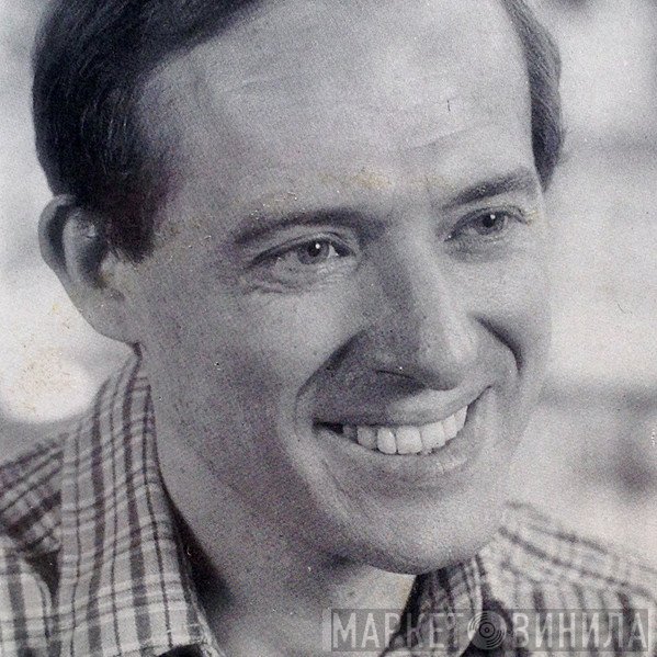 Paul Crossley 