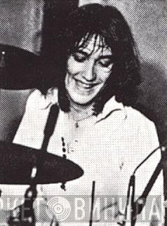 Paul Johnston 