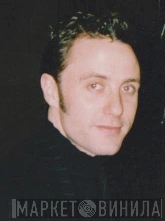 Peter Jones 