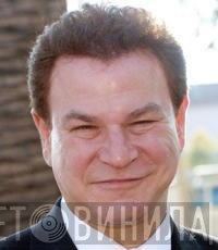 Robert Wuhl