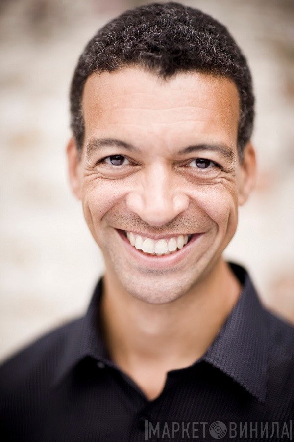 Roderick Williams 