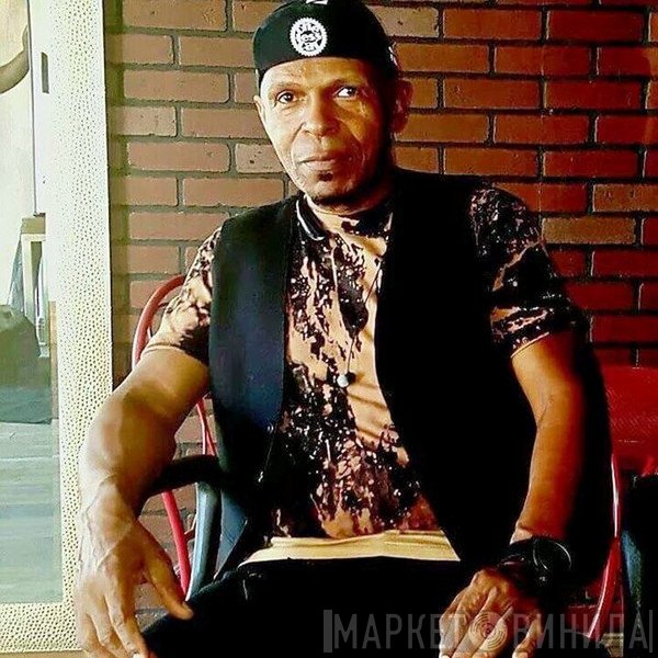 Ronnie Foster