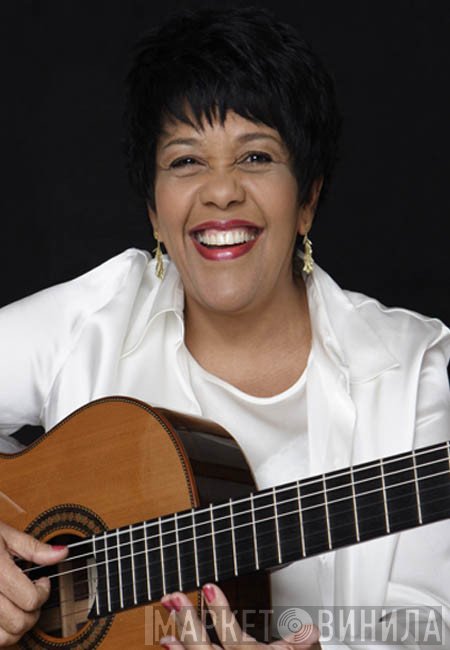 Rosa Passos