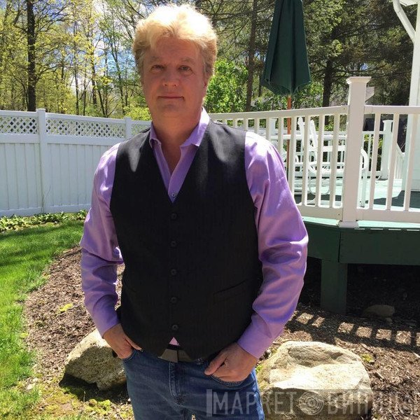 Roy McDonald 