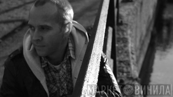 Russel Davies