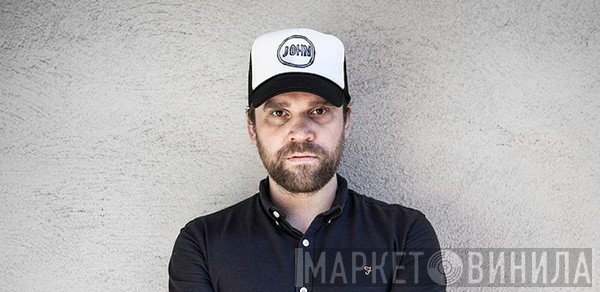 Scott Hutchison