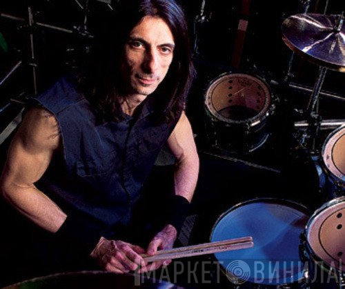 Scott Travis