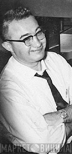 Sidney Frey