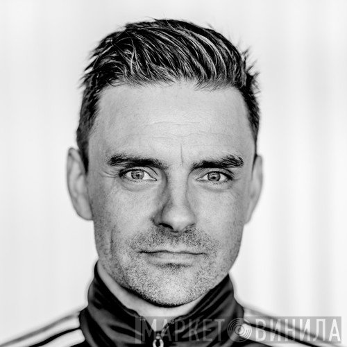 Simon Kvamm