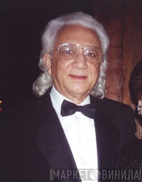 Stanley Lewis