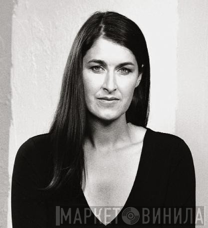 Stephanie Hundertmark