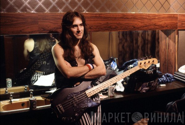 Steve Harris