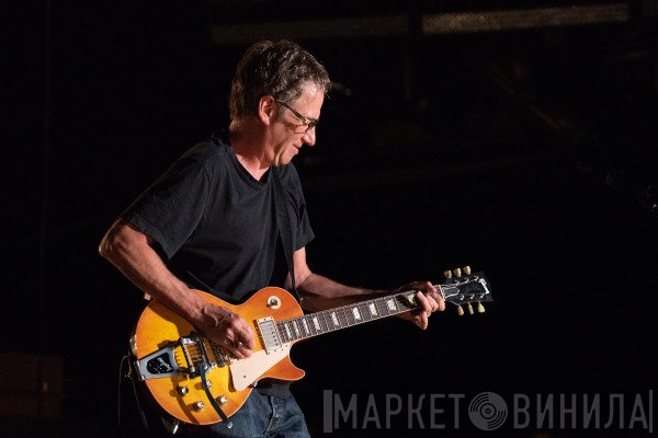Stone Gossard