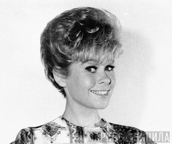Sue Ann Langdon