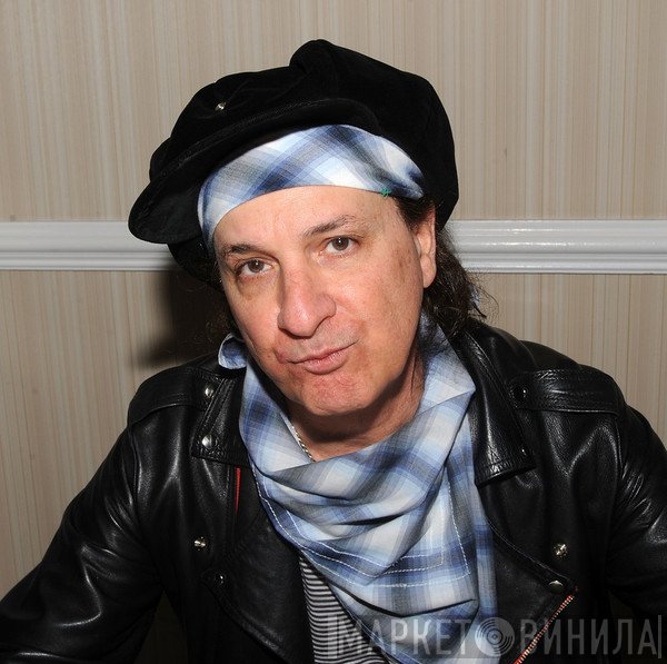 Sylvain Sylvain