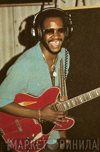Tony Maiden