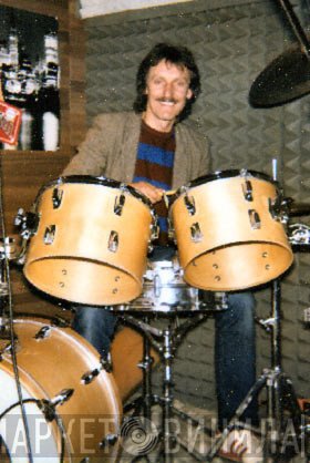 Tony Schwarz