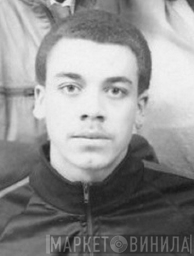 Tony Thompson 
