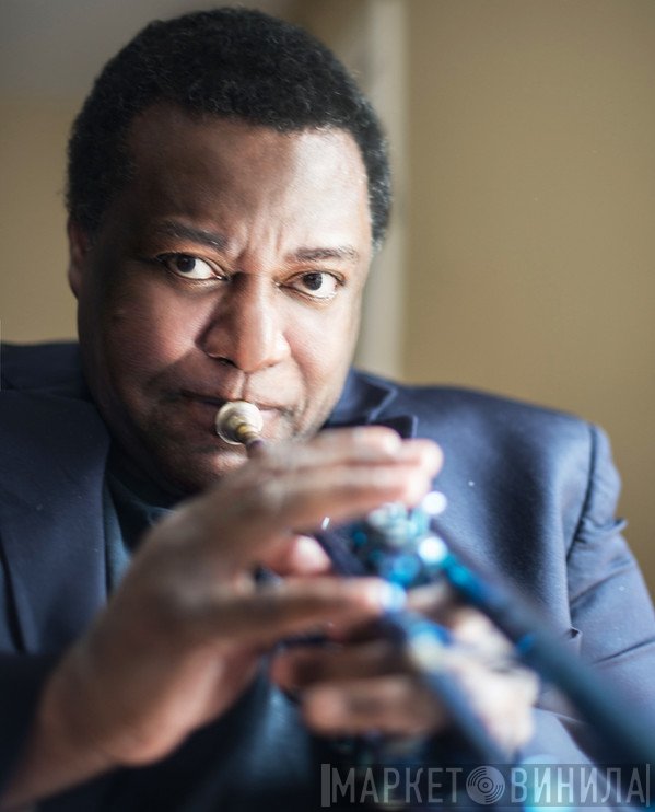 Wallace Roney