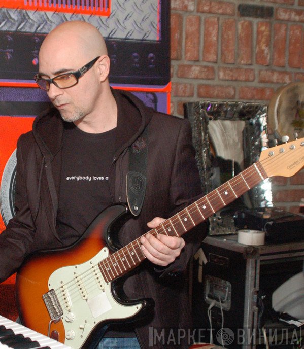 Warren Cuccurullo