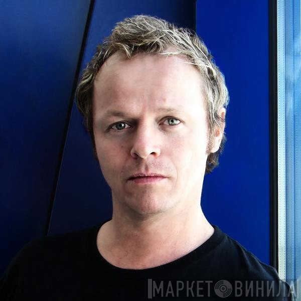 Woody van Eyden