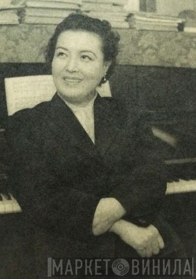 小林千代子