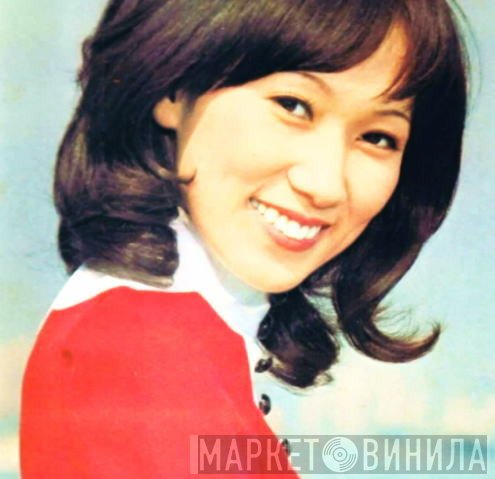 野路由紀子