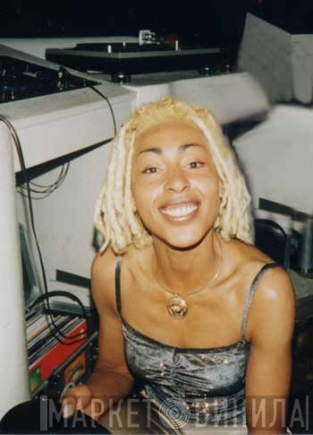 dj Kemistry