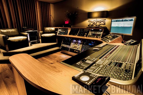 A Sharp Recording Studio - Винил CD и Кассеты лейбла A Sharp Recording Studio на сайте МаркетВинила