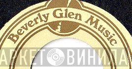 Beverly Glen Music - Винил CD и Кассеты лейбла Beverly Glen Music на сайте МаркетВинила