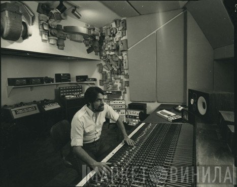 Columbia Studios - Винил CD и Кассеты лейбла Columbia Studios на сайте МаркетВинила