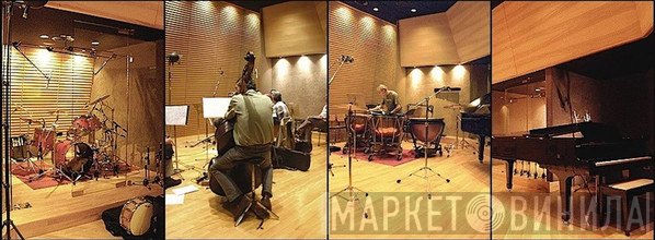 Estudios Moebio - Винил CD и Кассеты лейбла Estudios Moebio на сайте МаркетВинила