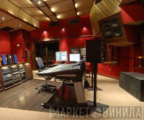 Hinge Studios - Винил CD и Кассеты лейбла Hinge Studios на сайте МаркетВинила