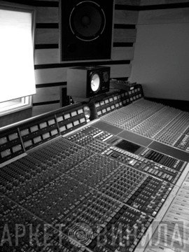 JHL Sound - Винил CD и Кассеты лейбла JHL Sound на сайте МаркетВинила
