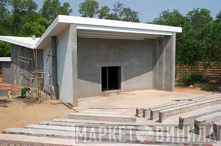 Kalabhumi, Auroville - Винил CD и Кассеты лейбла Kalabhumi, Auroville на сайте МаркетВинила
