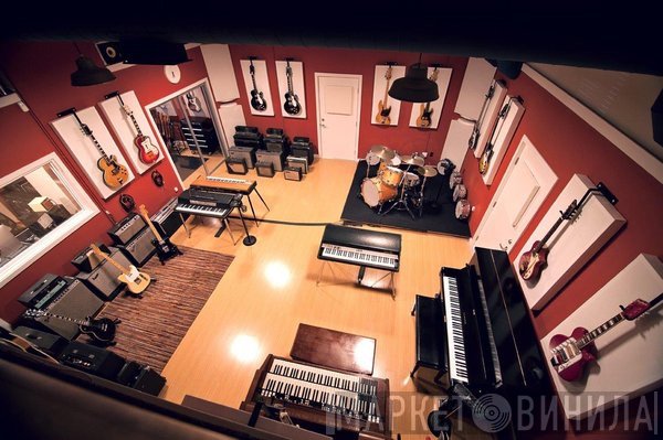 Lost Ark Studio - Винил CD и Кассеты лейбла Lost Ark Studio на сайте МаркетВинила
