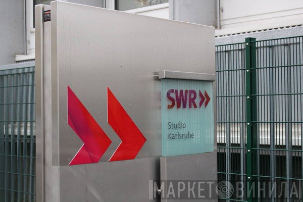 SWR-Studio Karlsruhe Sendesaal - Винил CD и Кассеты лейбла SWR-Studio Karlsruhe Sendesaal на сайте МаркетВинила