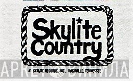 Skylite Country - Винил CD и Кассеты лейбла Skylite Country на сайте МаркетВинила