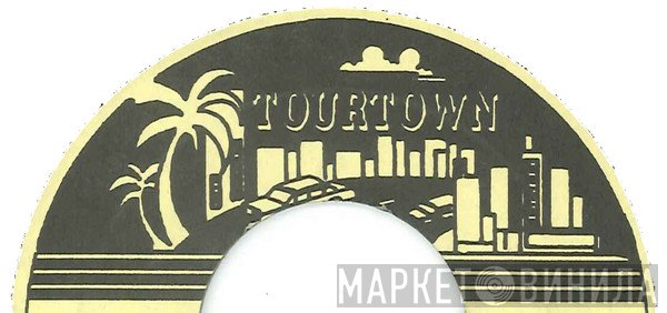 Tourtown - Винил CD и Кассеты лейбла Tourtown на сайте МаркетВинила