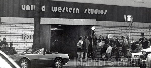 United Western Studios - Винил CD и Кассеты лейбла United Western Studios на сайте МаркетВинила