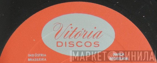 Vitória Discos - Винил CD и Кассеты лейбла Vitória Discos на сайте МаркетВинила