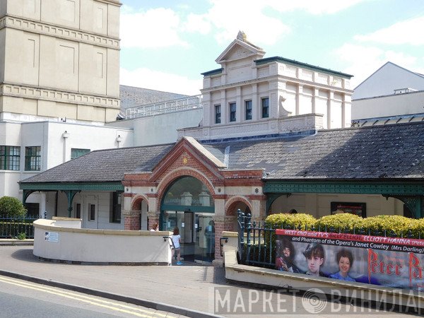 Winter Gardens, Malvern - Винил CD и Кассеты лейбла Winter Gardens, Malvern на сайте МаркетВинила